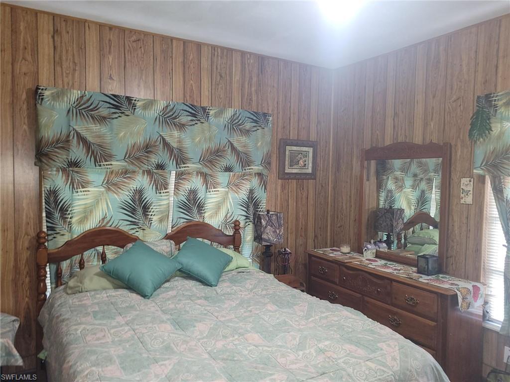 MOORE HAVEN - Residential