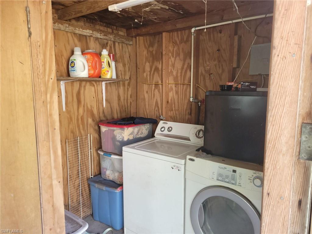 MOORE HAVEN - Residential