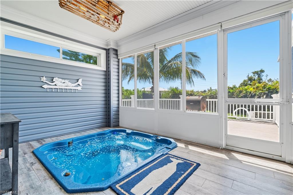 PORT CHARLOTTE - Residential