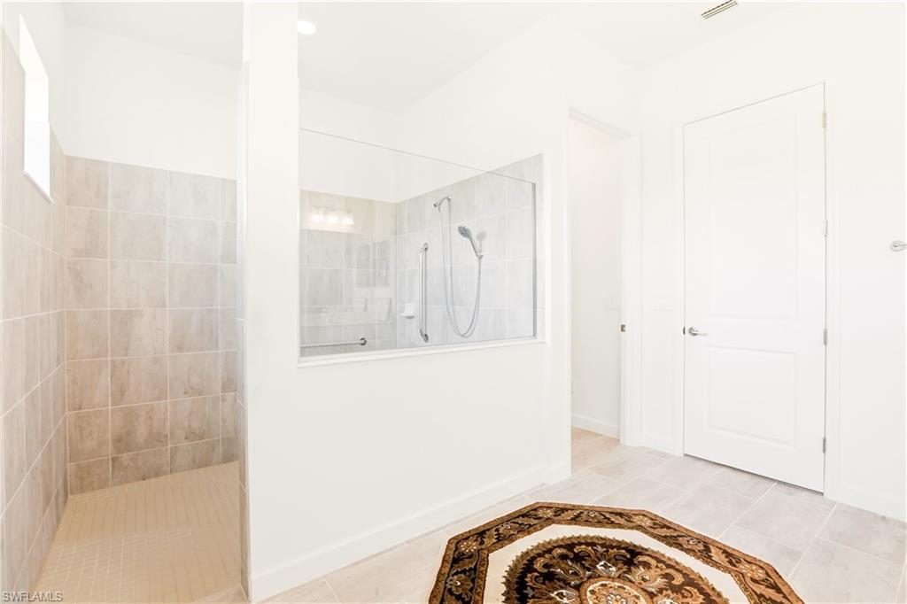 REMINGTON OAKS - Residential