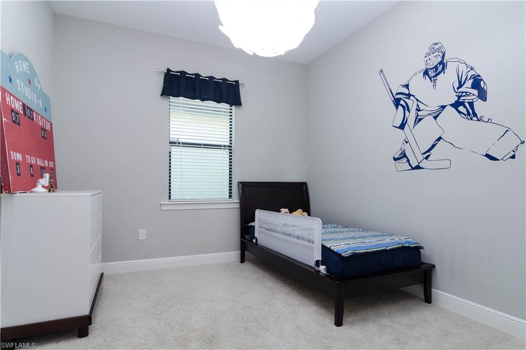 HAMPTON PARK - Residential