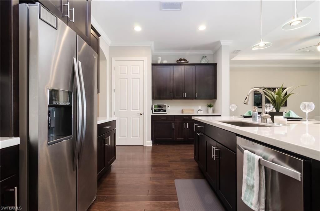 HAMPTON PARK - Residential