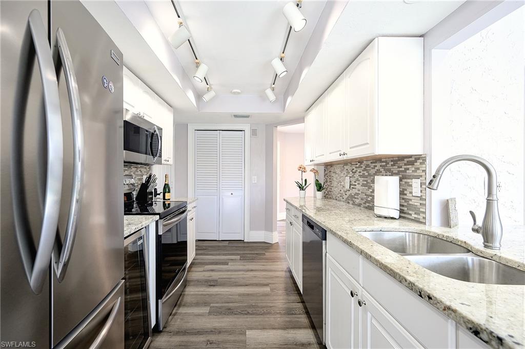 MARCO ISLAND - Residential