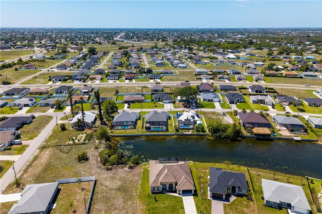 CAPE CORAL - Residential
