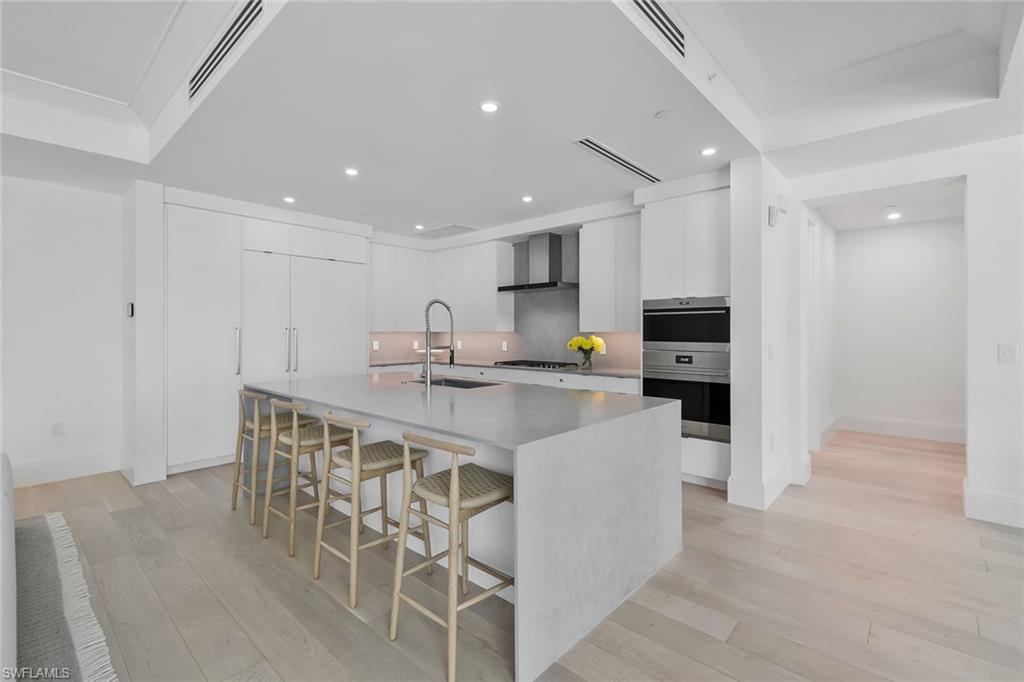 QUATTRO AT NAPLES SQUARE - Residential