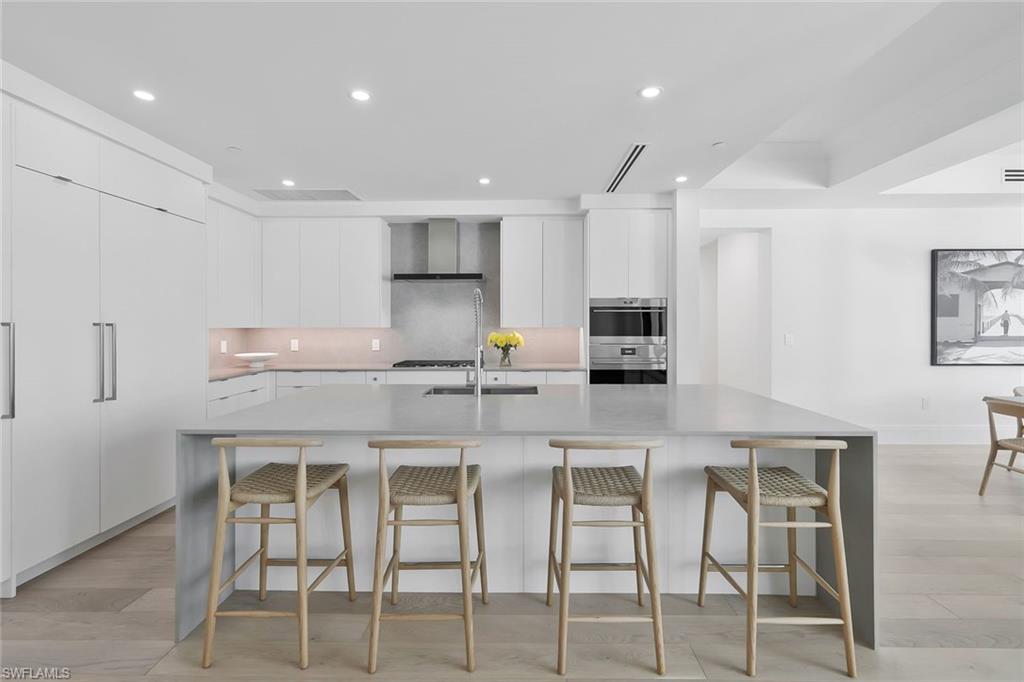 QUATTRO AT NAPLES SQUARE - Residential