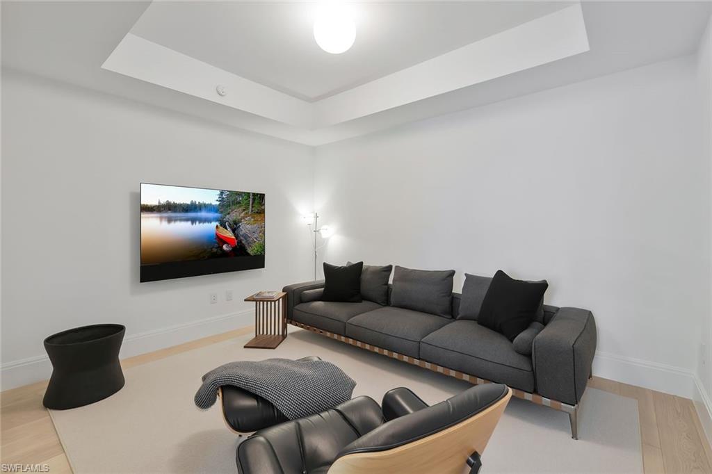 QUATTRO AT NAPLES SQUARE - Residential