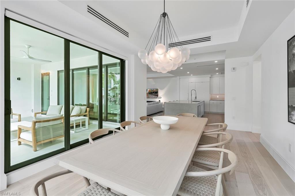 QUATTRO AT NAPLES SQUARE - Residential