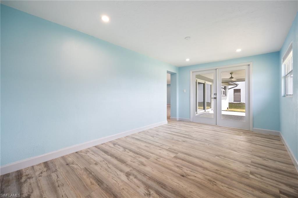 ISLAND PARK - Residential