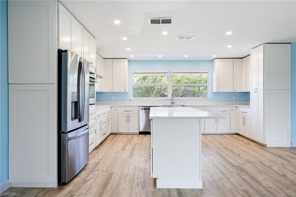 ISLAND PARK - Residential