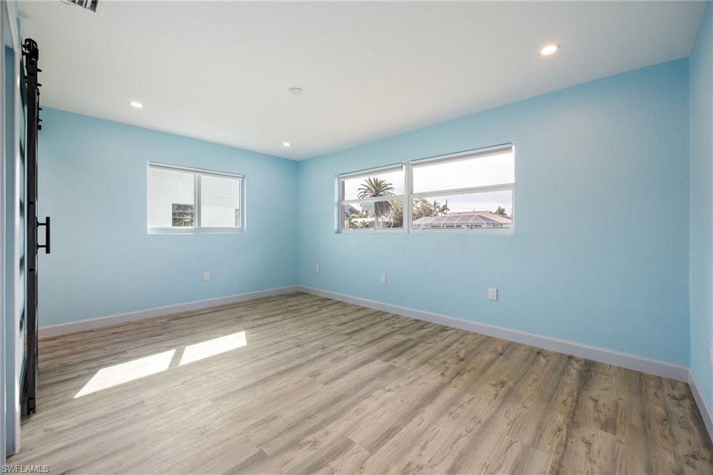 ISLAND PARK - Residential