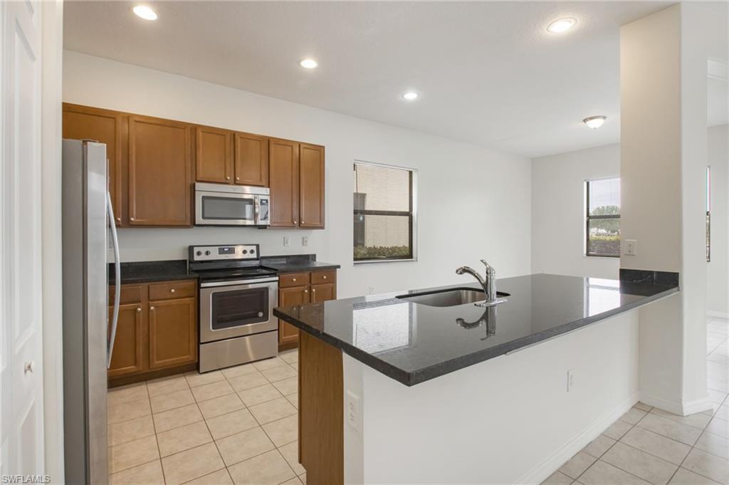 COQUINA AT MAPLE RIDGE - Residential Lease