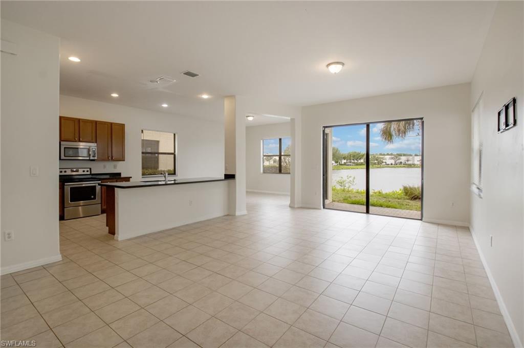 COQUINA AT MAPLE RIDGE - Residential Lease