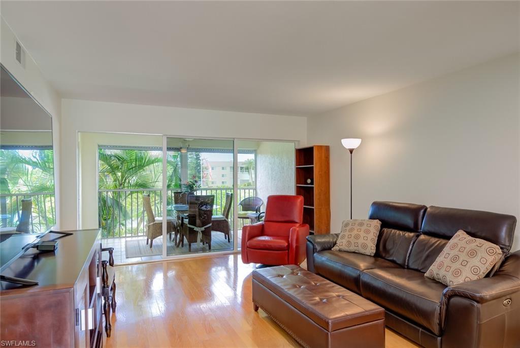 CAMELOT CLUB - Residential