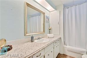 RIVIERA COLONY - Residential