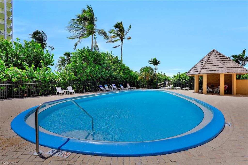 SEA WINDS OF MARCO - Residential