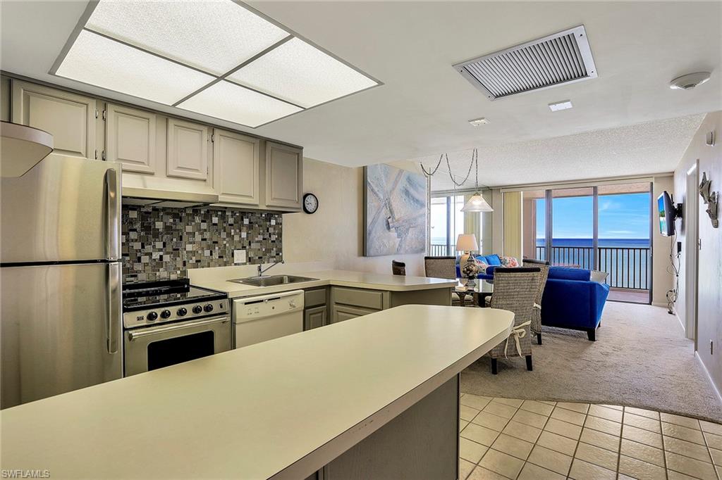 SEA WINDS OF MARCO - Residential