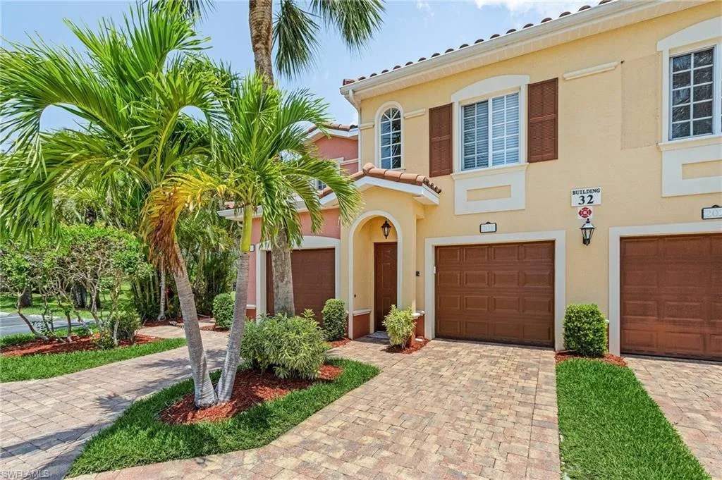 Estero, Florida 33928, United States, 2 Bedrooms Bedrooms, ,2 BathroomsBathrooms,Residential,Active,107784