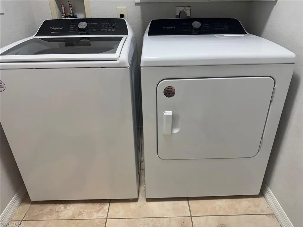 Estero, Florida 33928, United States, 2 Bedrooms Bedrooms, ,2 BathroomsBathrooms,Residential,Active,107784