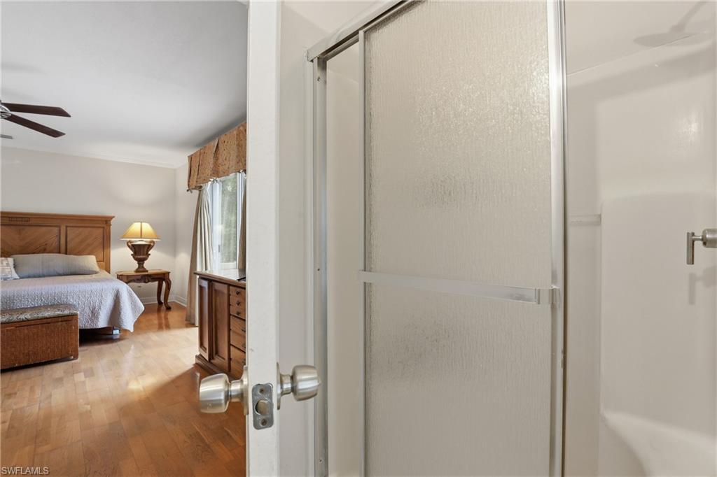 LEAWOOD LAKES - Residential