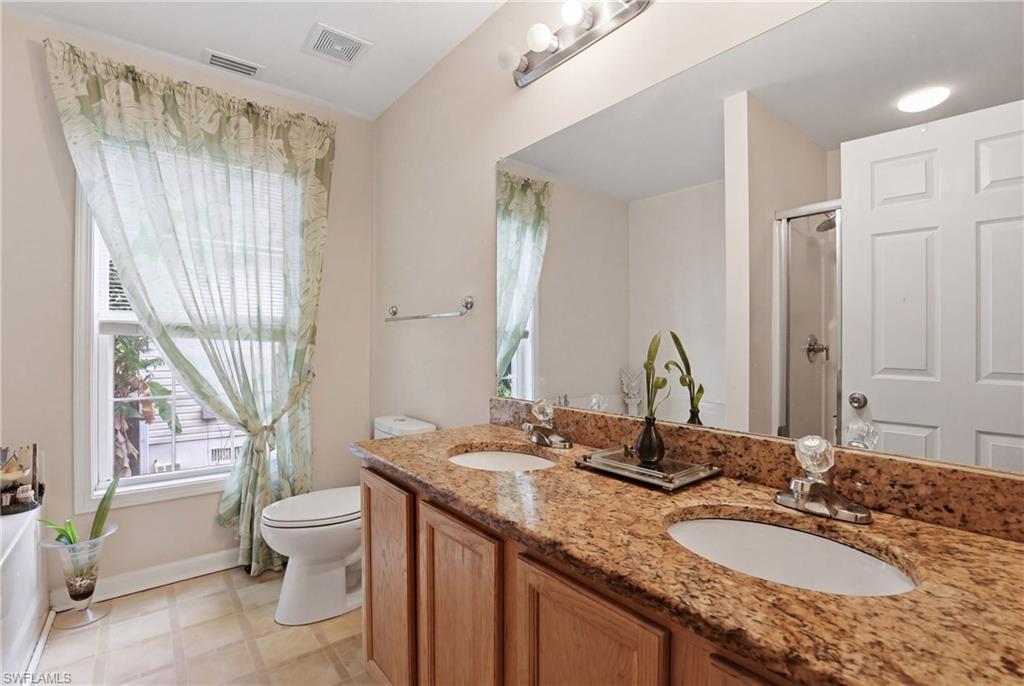 LEAWOOD LAKES - Residential