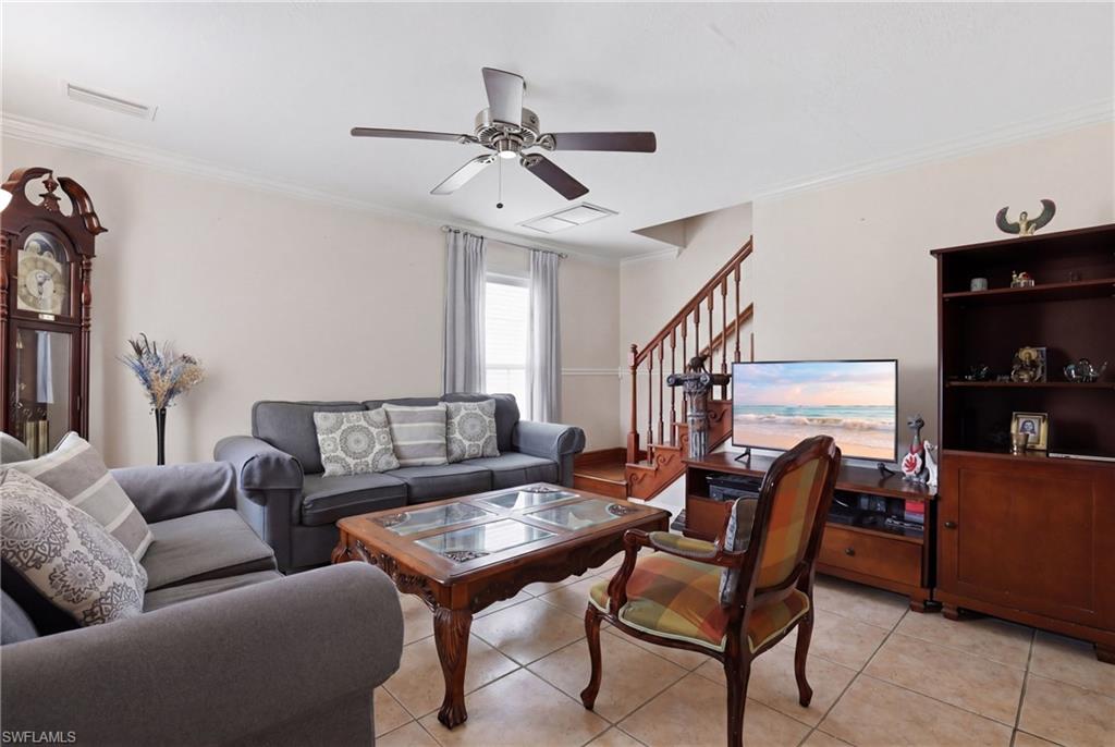 LEAWOOD LAKES - Residential