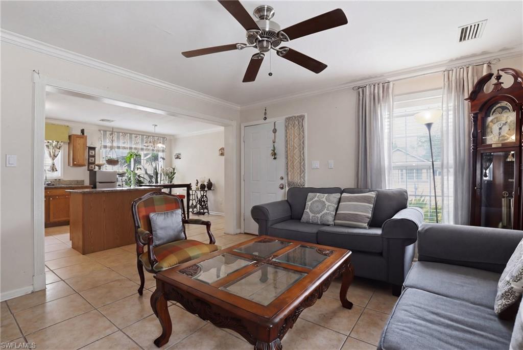 LEAWOOD LAKES - Residential
