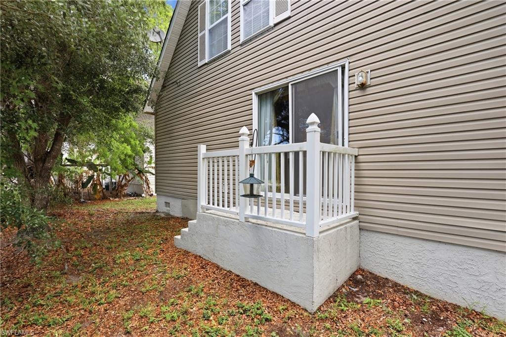 LEAWOOD LAKES - Residential