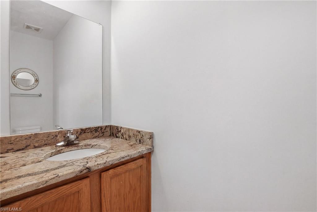 LEAWOOD LAKES - Residential