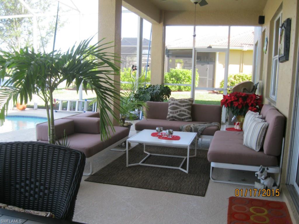 CORAL LAKES - Residential