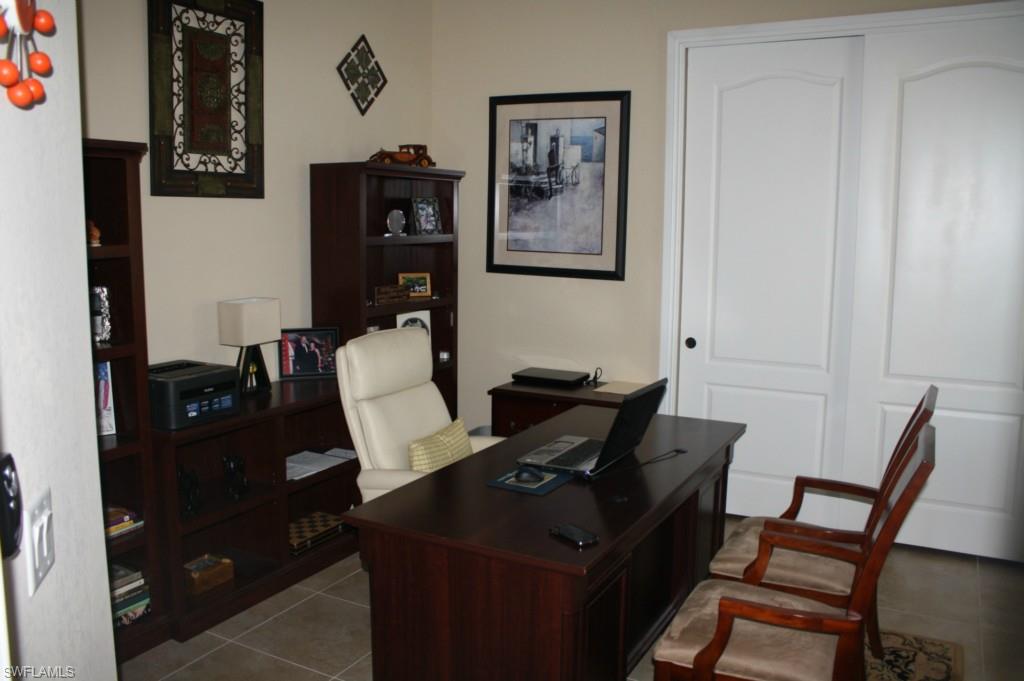 CORAL LAKES - Residential