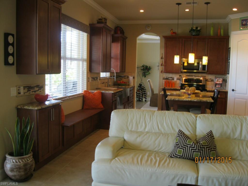 CORAL LAKES - Residential