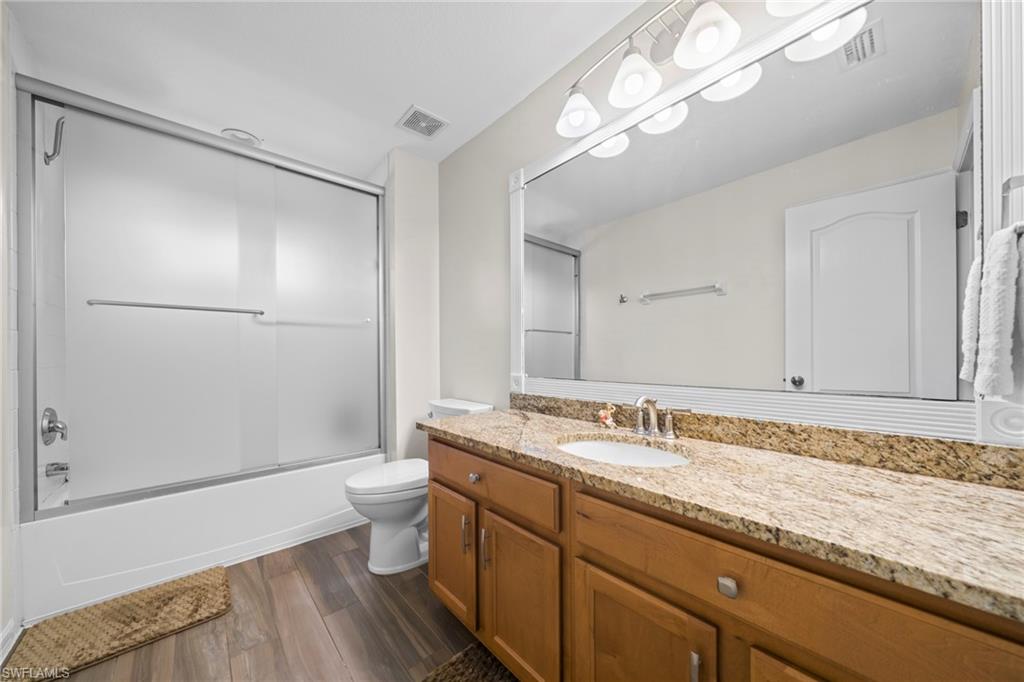 PROMENADE WEST - Residential