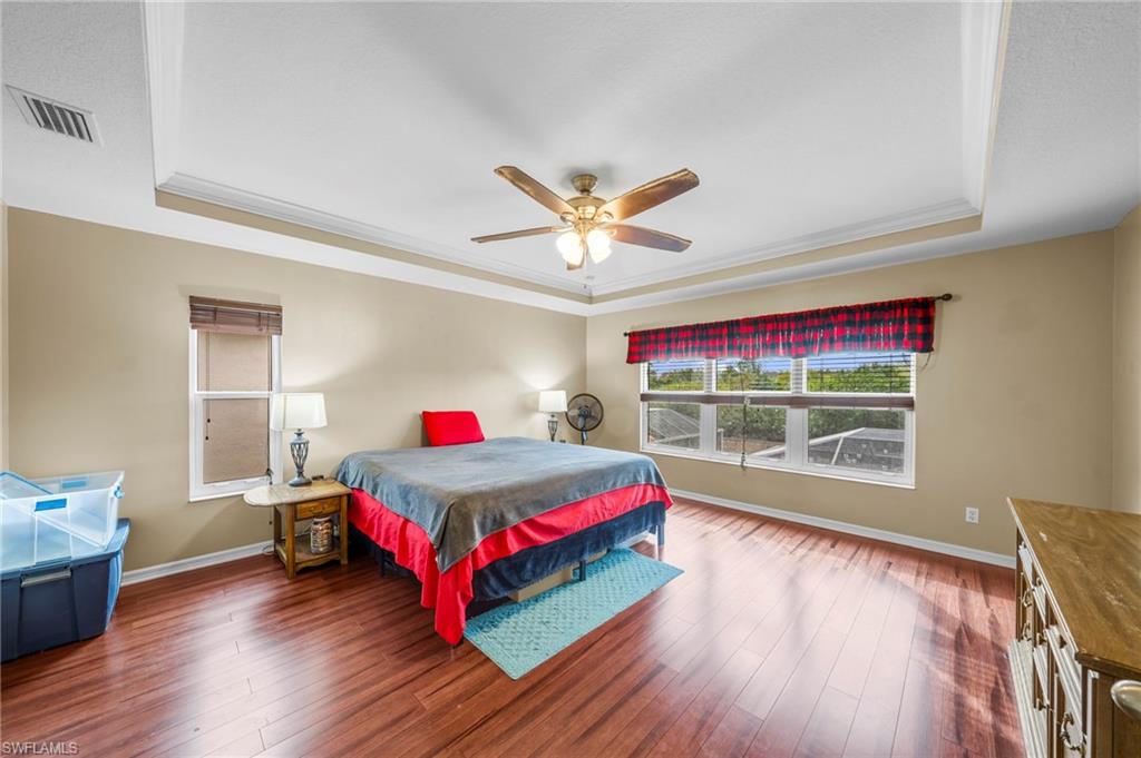 PROMENADE WEST - Residential