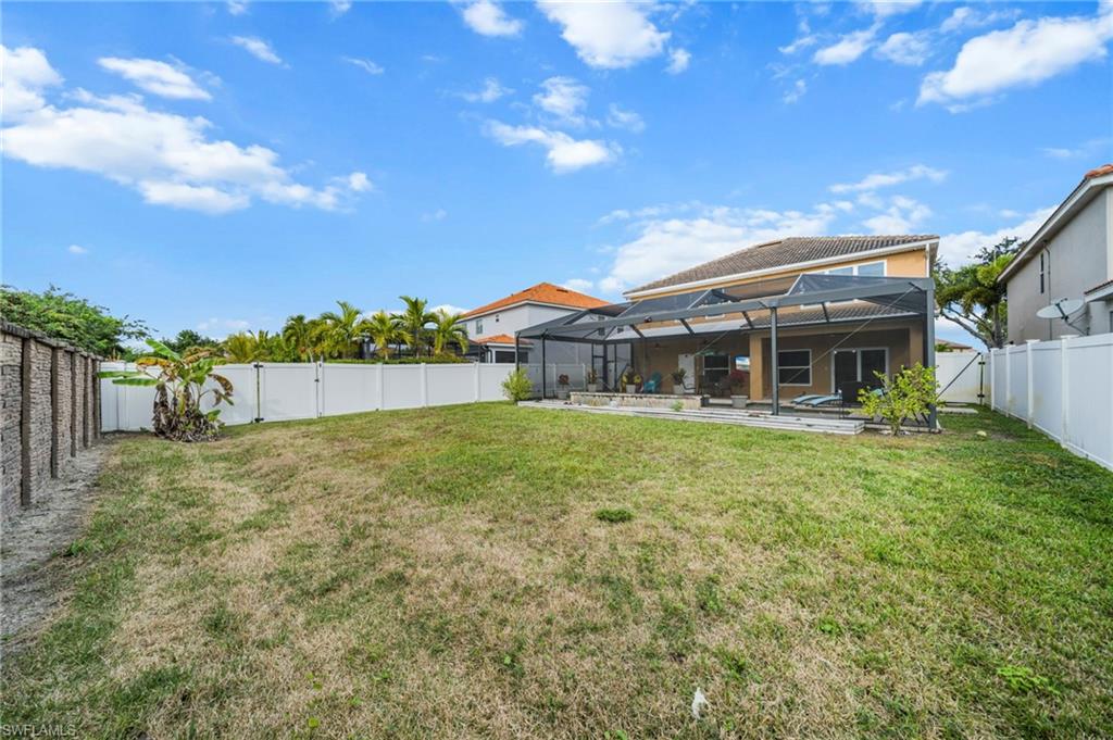 PROMENADE WEST - Residential