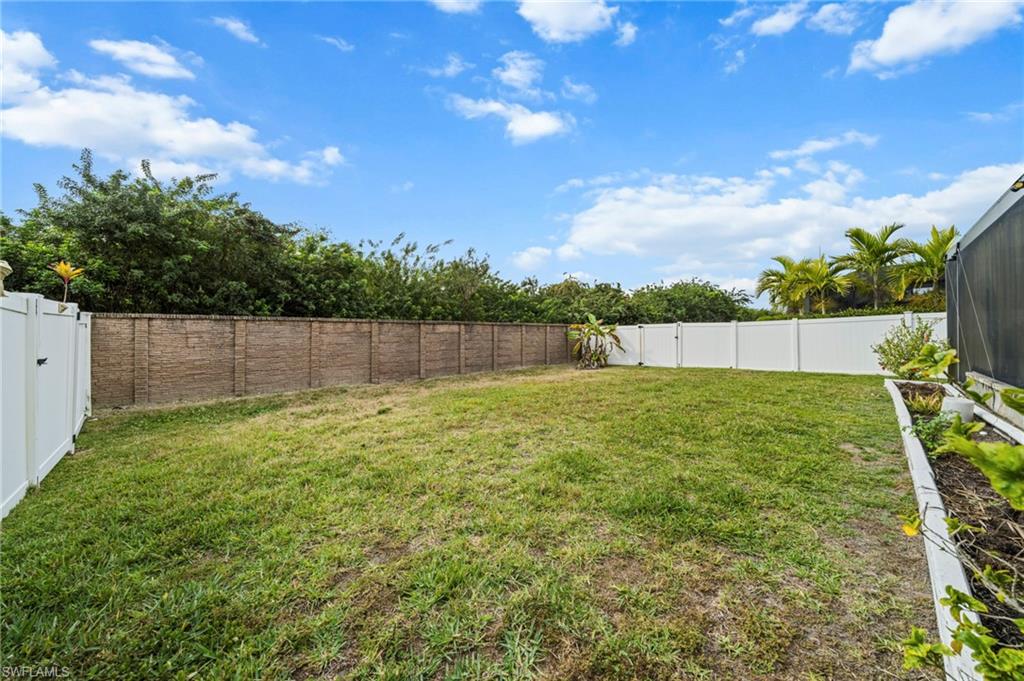 PROMENADE WEST - Residential