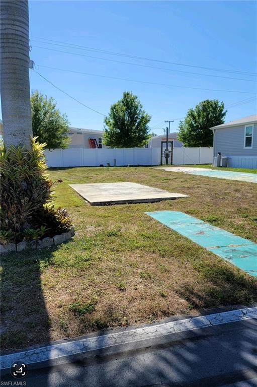 HITCHING POST MOBILE HOME PARK - Land