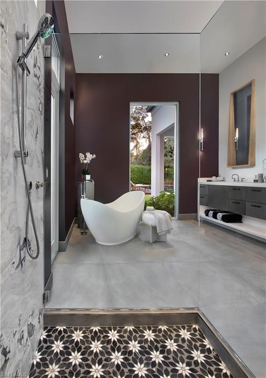 PINE RIDGE - Residential