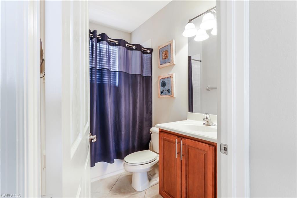 MARBELLA LAKES - Residential