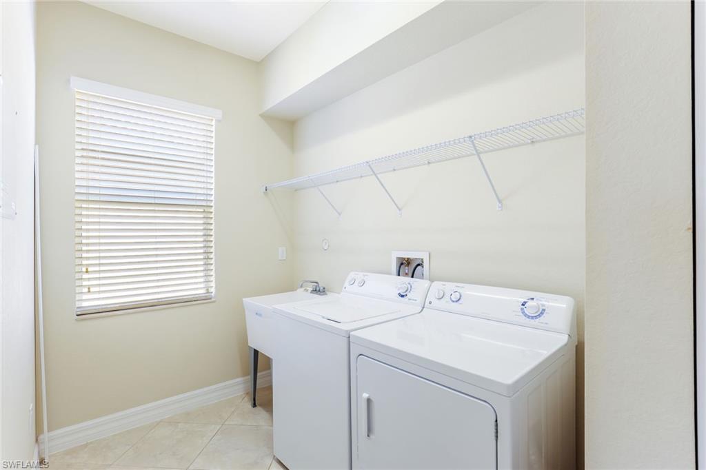 MARBELLA LAKES - Residential