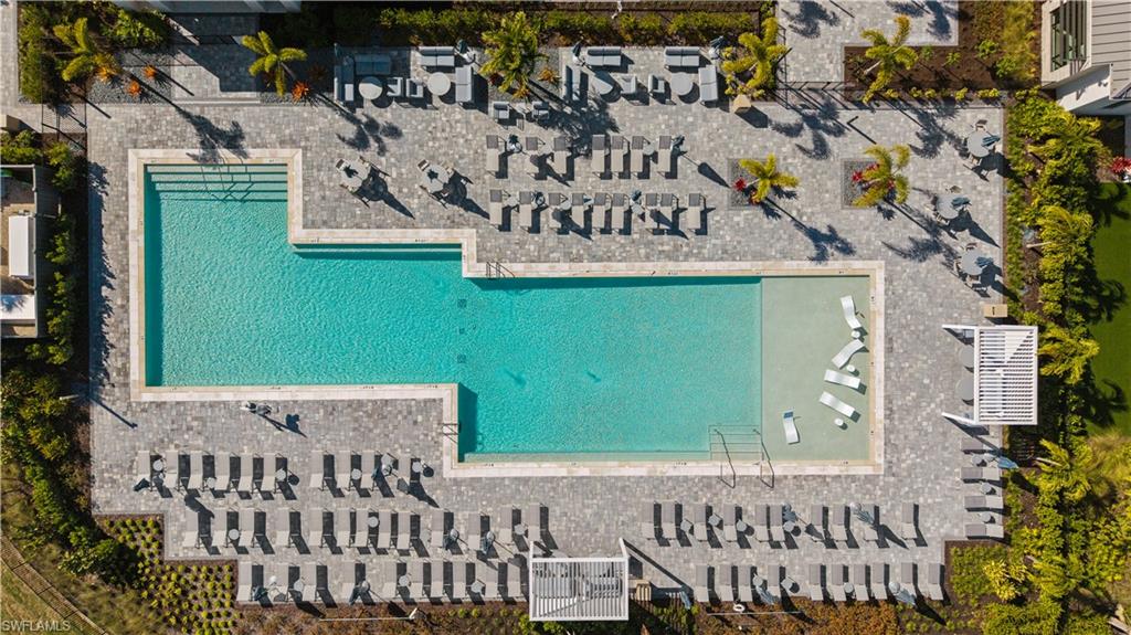 SEVEN SHORES - Residential