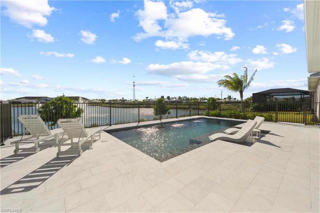 SEVEN SHORES - Residential