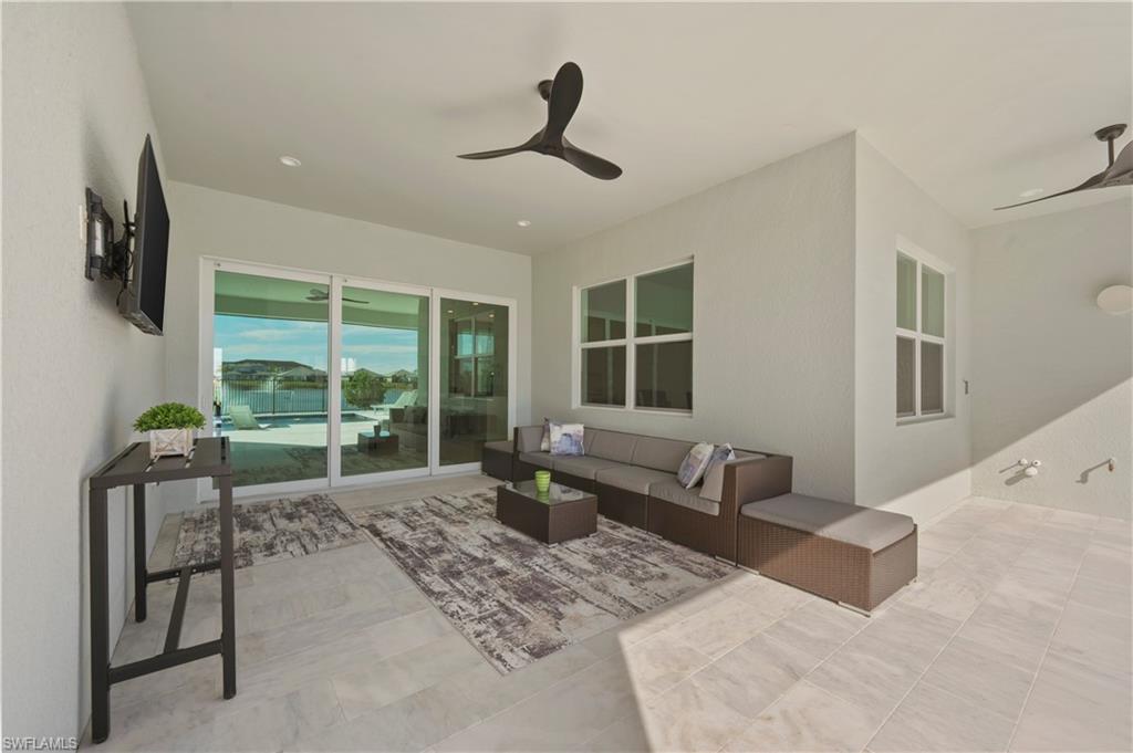 SEVEN SHORES - Residential