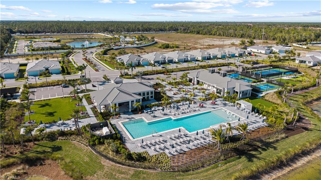 SEVEN SHORES - Residential