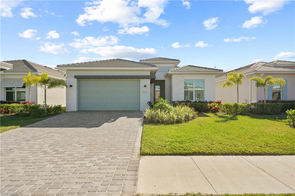 SEVEN SHORES - Residential