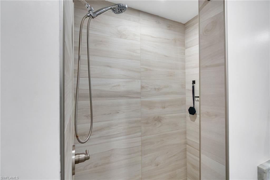 BELMONT - Residential