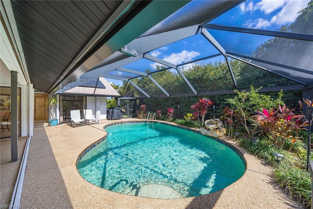 KINGS LAKE - Residential