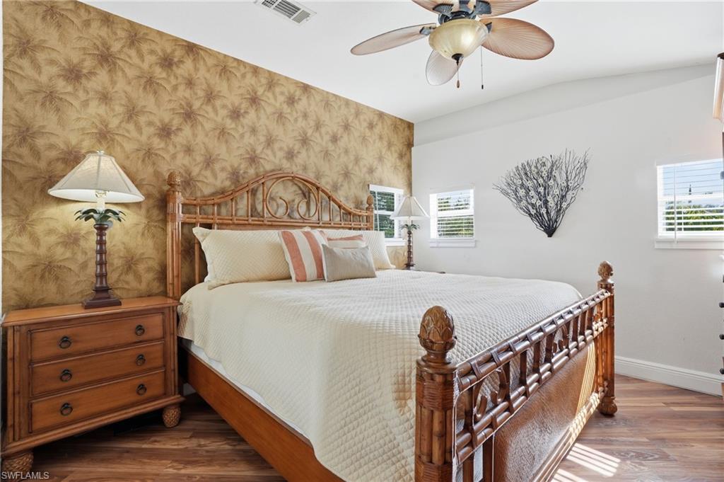 NAPLES MOBILE ESTATES - Residential