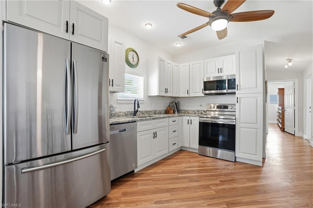 NAPLES MOBILE ESTATES - Residential