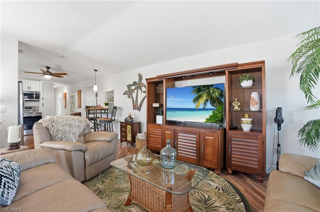 NAPLES MOBILE ESTATES - Residential